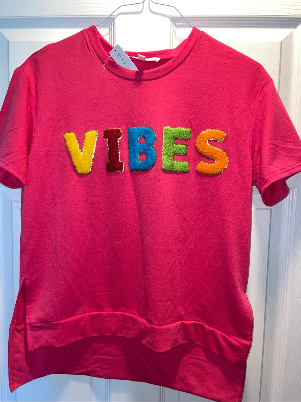 Girls' Hot Pink Vibes Short Sleeve Top